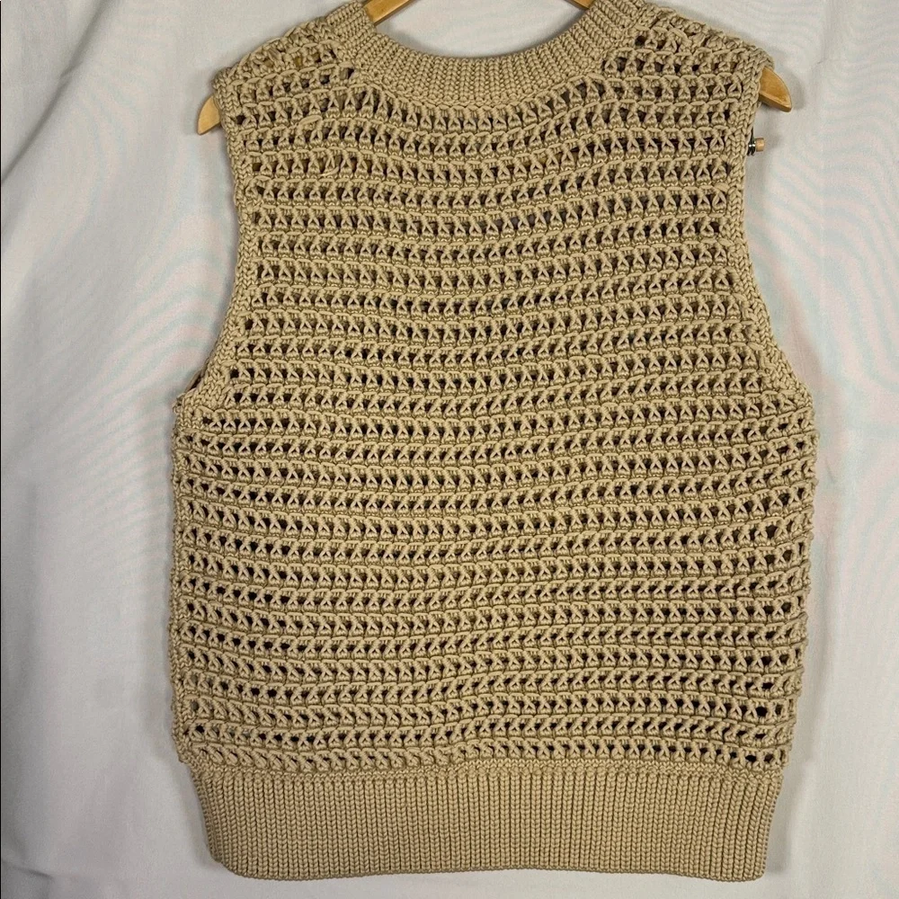 COS Beige Minimalist Knit Women’s Sweater Vest size Large